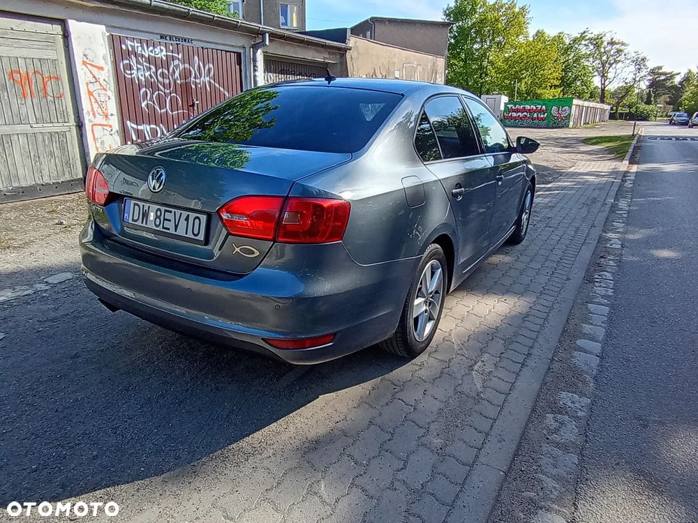 Volkswagen Jetta 1.4 TSI Comfortline - 14