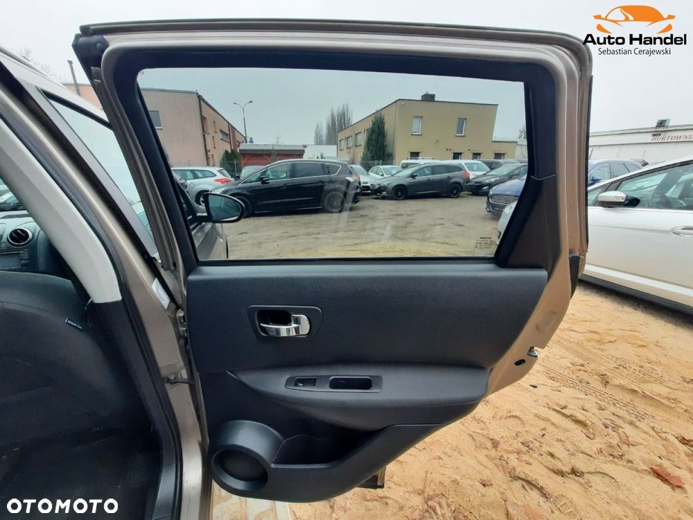 Nissan Qashqai 2.0 CVT tekna - 35