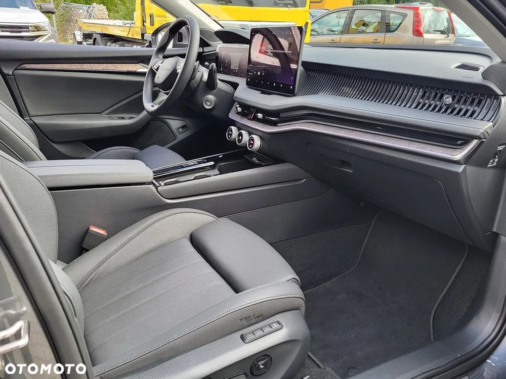 Skoda Superb 2.0 TDI SCR 4x4 L&K DSG - 18