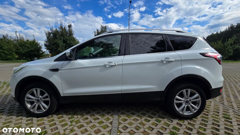 Ford Kuga 2.0 TDCi 2x4 Titanium - 18