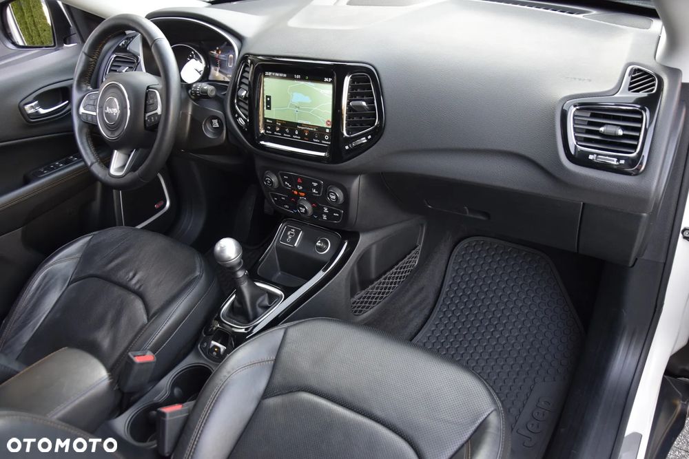 Jeep Compass 1.4 MultiAir Limited - 25