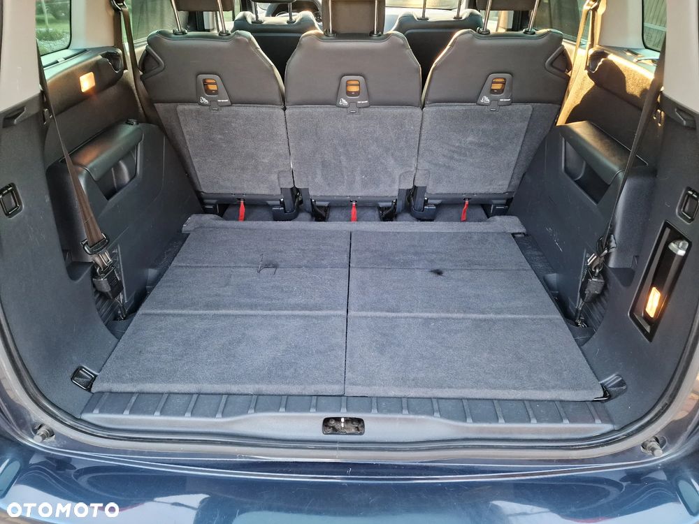 Peugeot 5008 HDI 160 Automatik Allure - 19