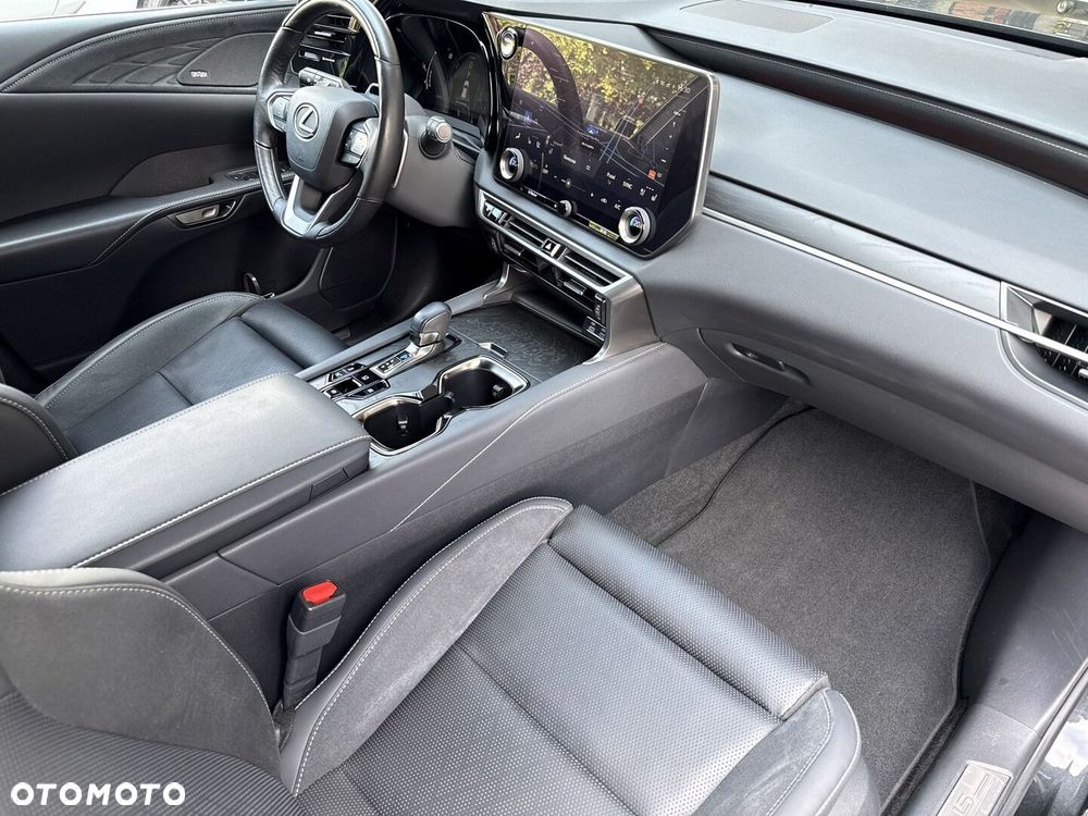 Lexus RX - 10