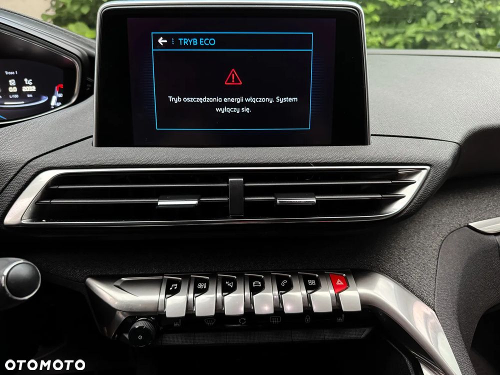 Peugeot 5008 1.6 PureTech Allure S&S EAT8 - 11