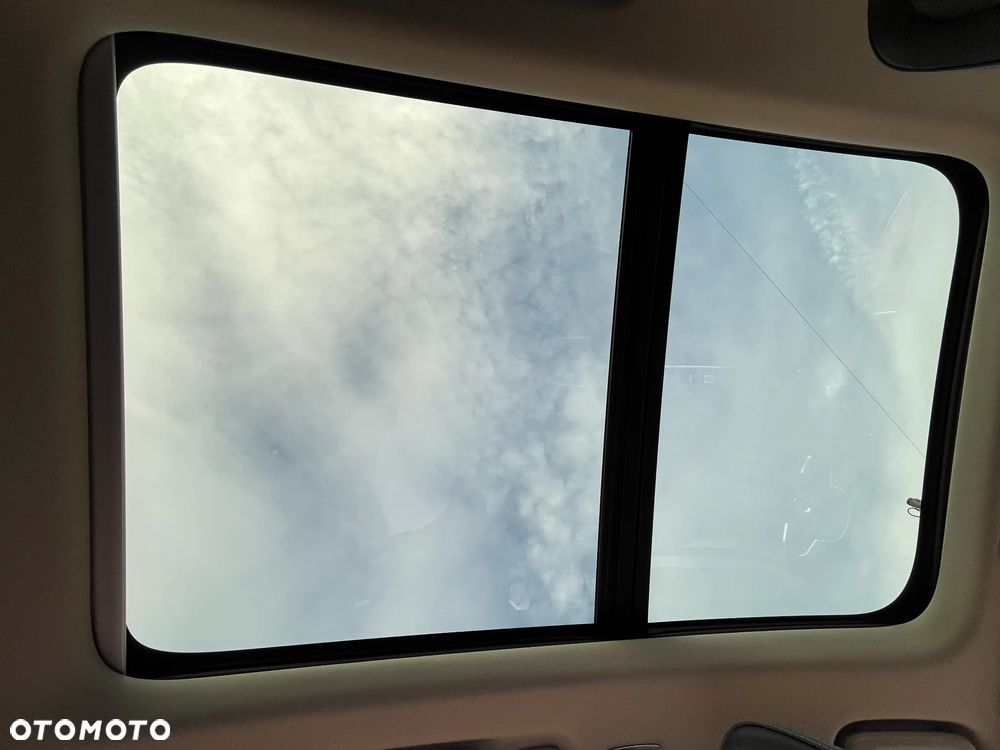 Volvo XC 90 - 22