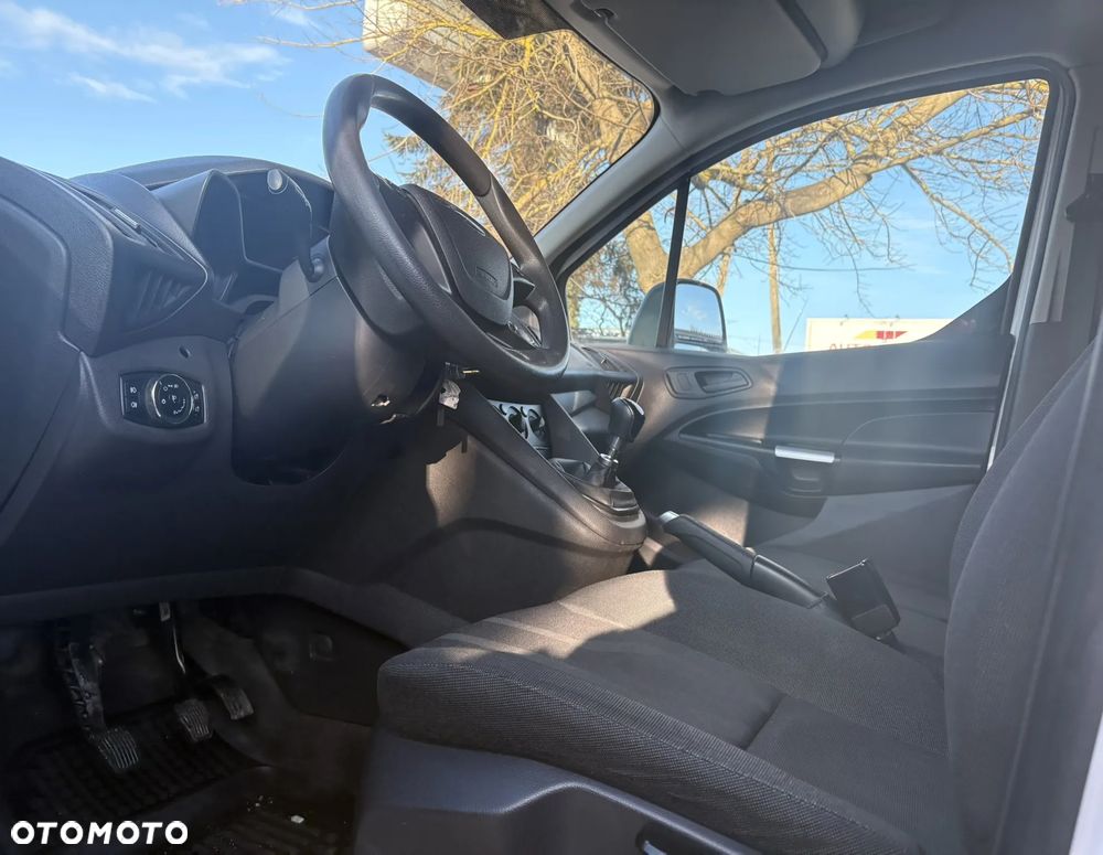 Ford Transit Connect - 11