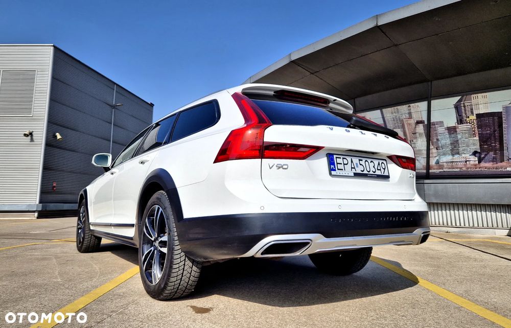 Volvo V90 Cross Country D5 SCR AWD Pro - 3