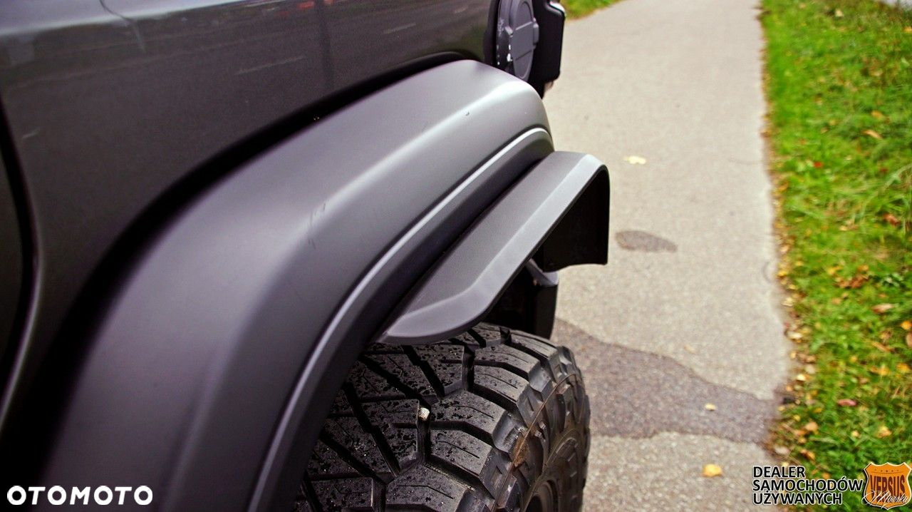Jeep Wrangler - 11