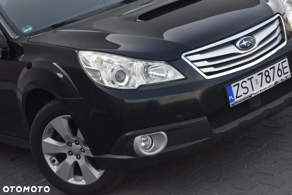 Subaru Legacy - 31
