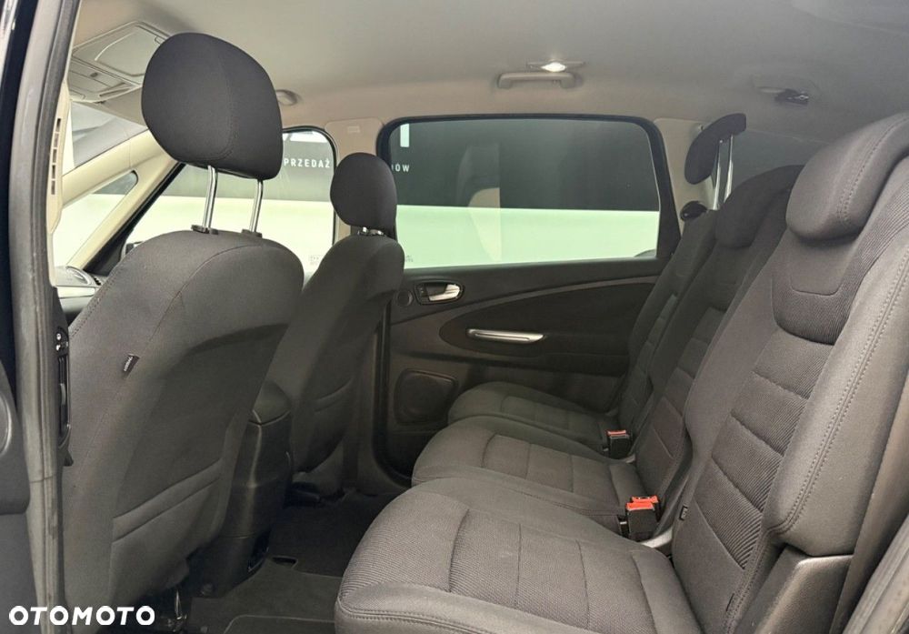 Ford S-Max 2.0 Titanium - 25