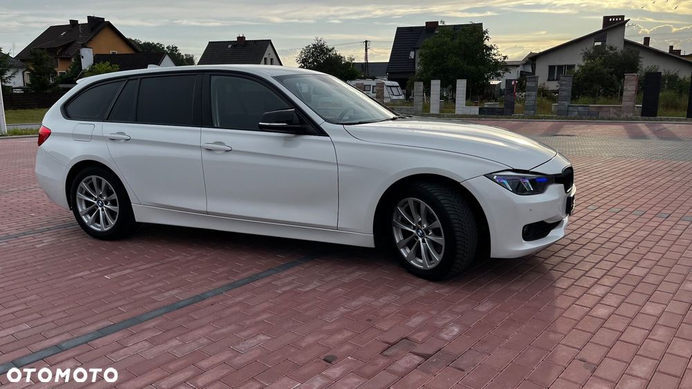 BMW Seria 3 325d - 39