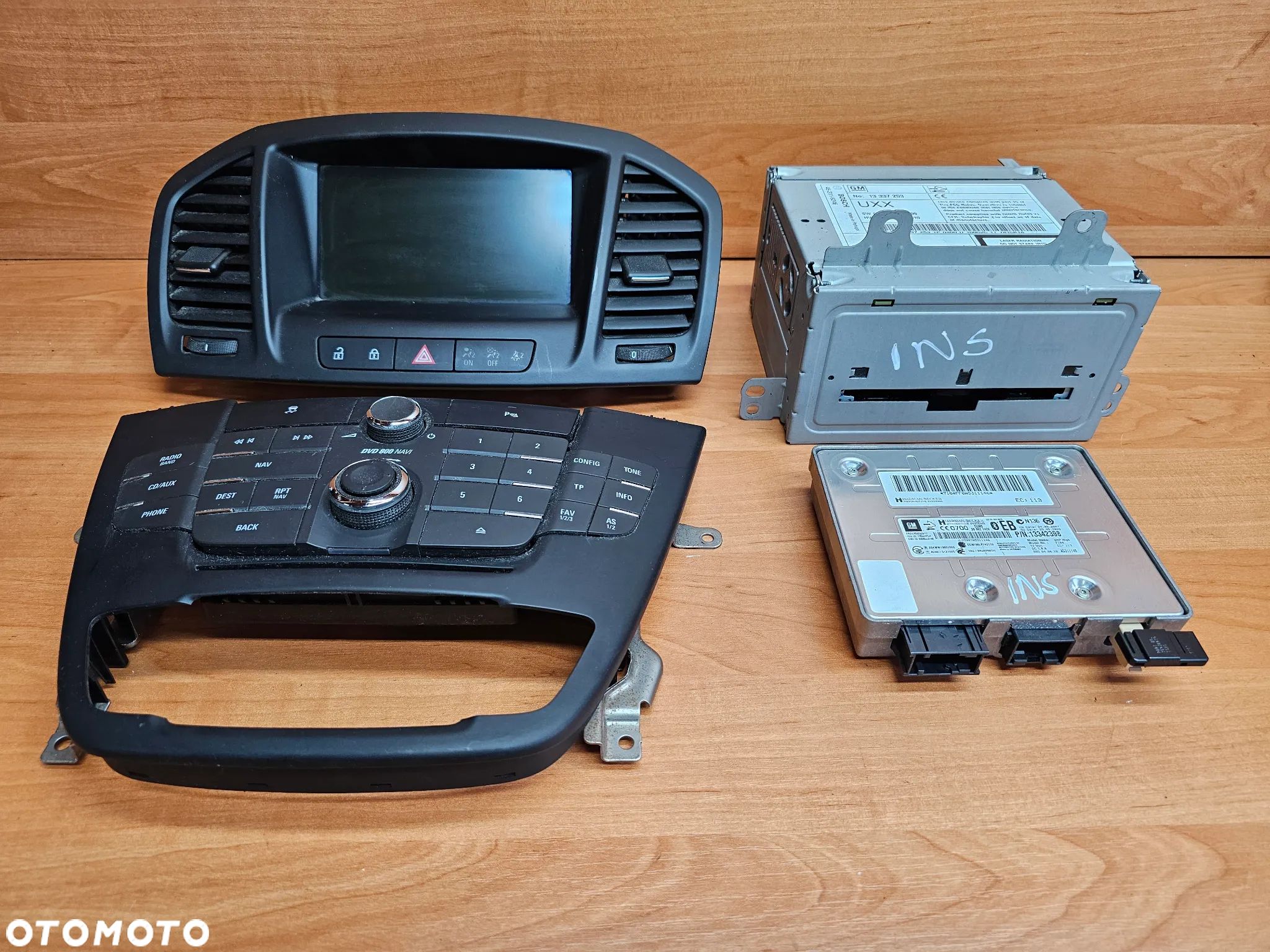 RADIO NAWIGACJA KOLOROWA OPEL INSIGNIA A DVD 800 NAVI CZARNA KOMPLET PRZED LIFT - 1