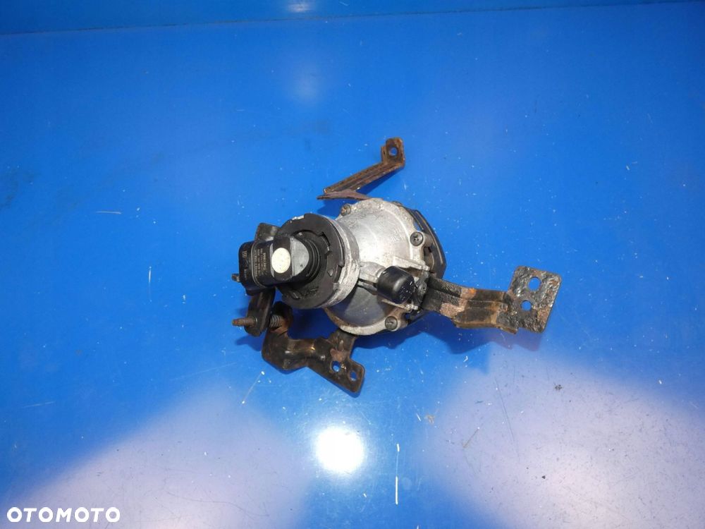 KIA SPORTAGE IV LAMPA HALOGEN PRAWY PRZÓD PRZECIWMGIELNE PRAWE - 2