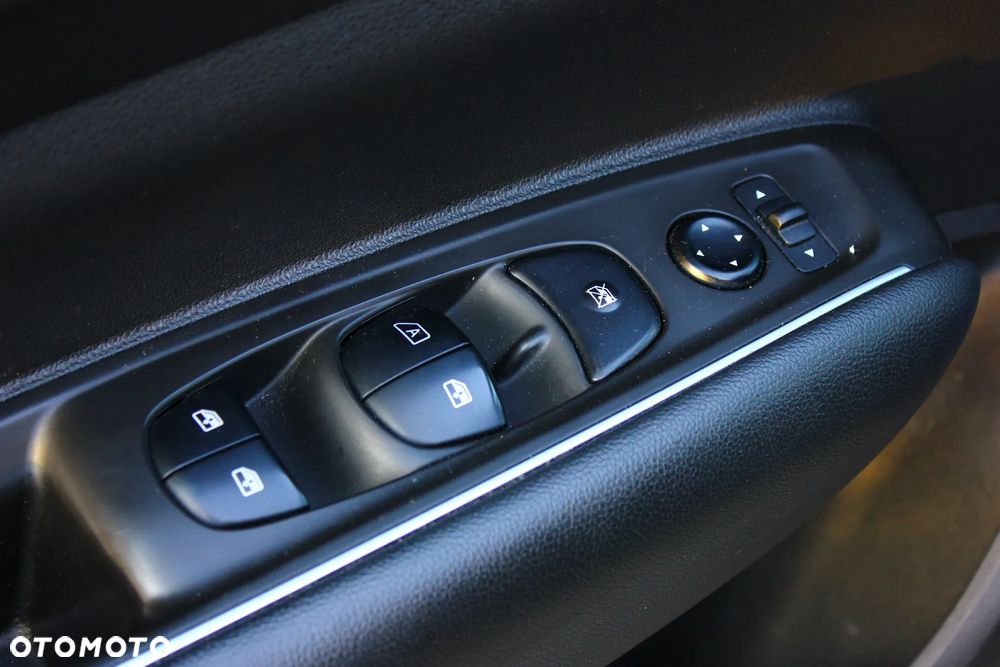 Renault Koleos 1.6 dCi Intens - 25