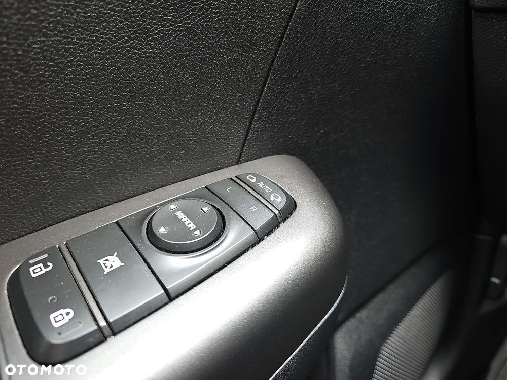 Kia Sportage 1.6 GDI M 2WD - 23