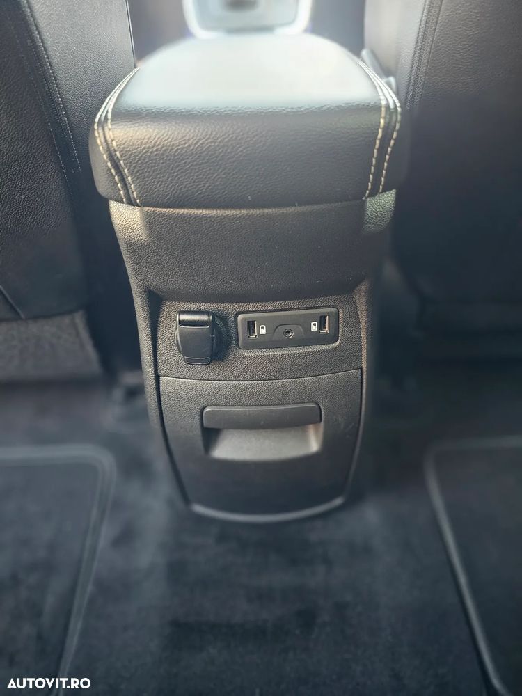 Renault Grand Scenic - 37