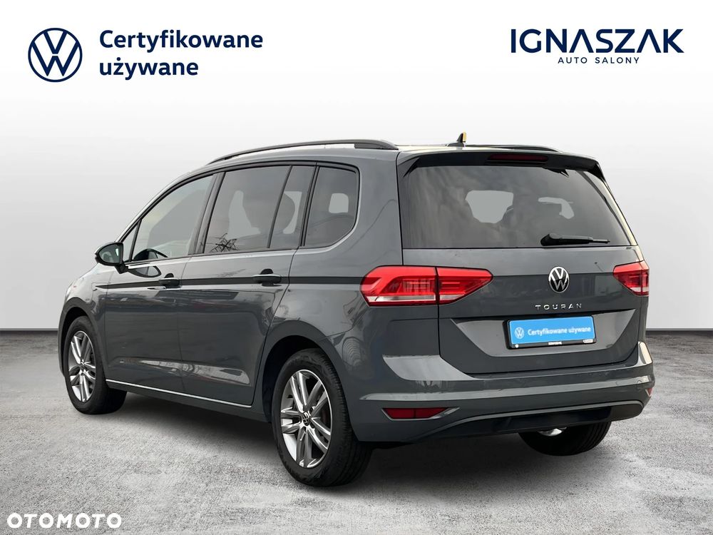 Volkswagen Touran - 3
