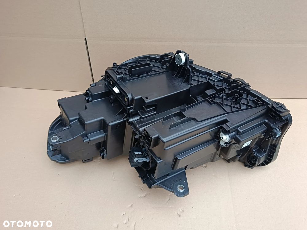 Full Led przedni prawy BMW x1 U11 lampa prawa 5A5BD48-02 - 5