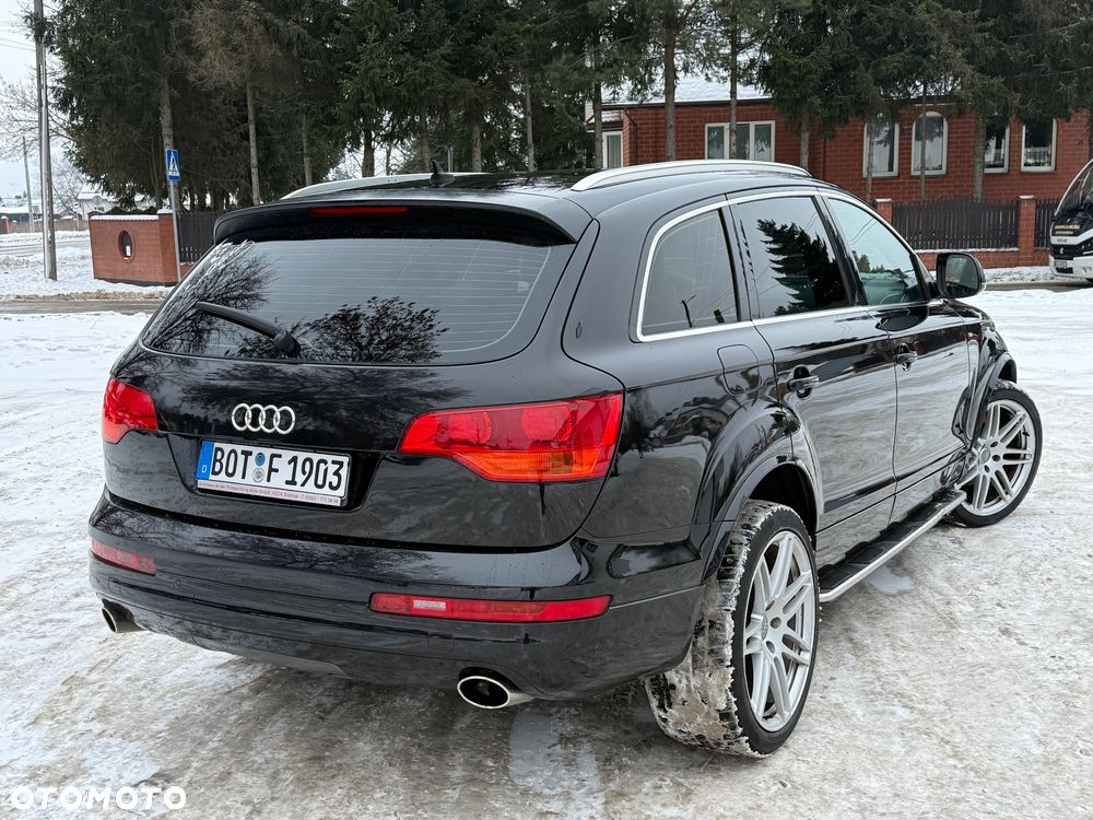 Audi Q7 - 4