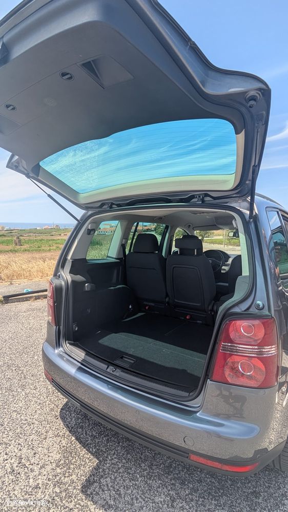 VW Touran 1.9 TDi Trendline 7L - 8