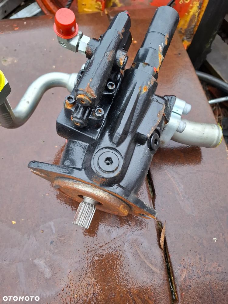 Pompa koparka volvo ecr 25 - 1