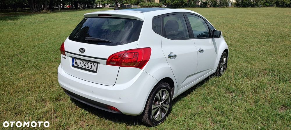 Kia Venga 1.6 Business Line - 9
