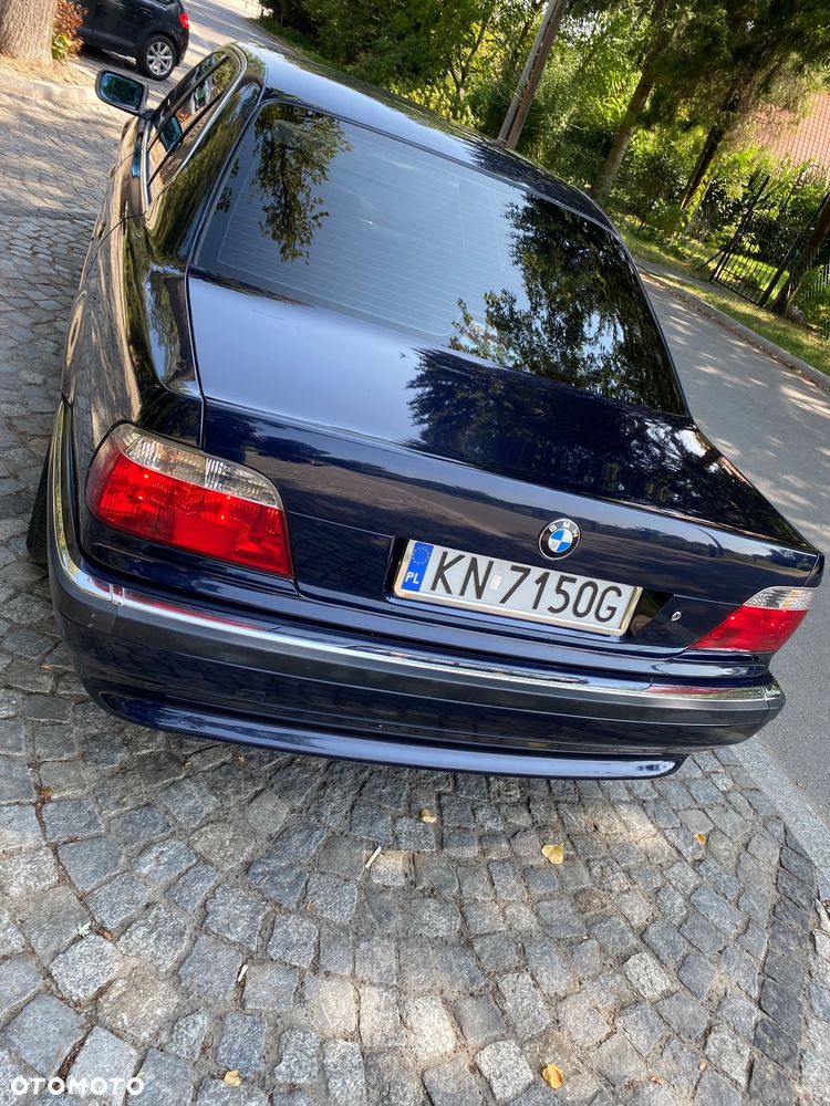 BMW Seria 7 728i L - 7