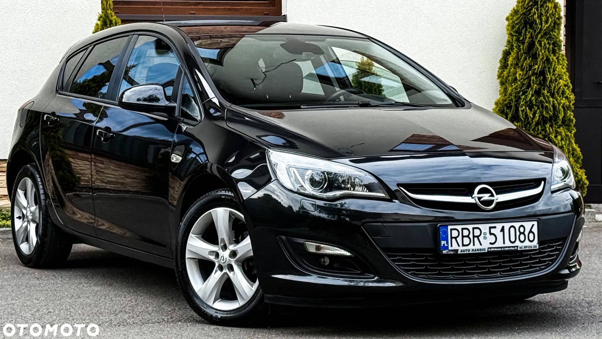 Opel Astra 1.4 Turbo Design Edition - 1