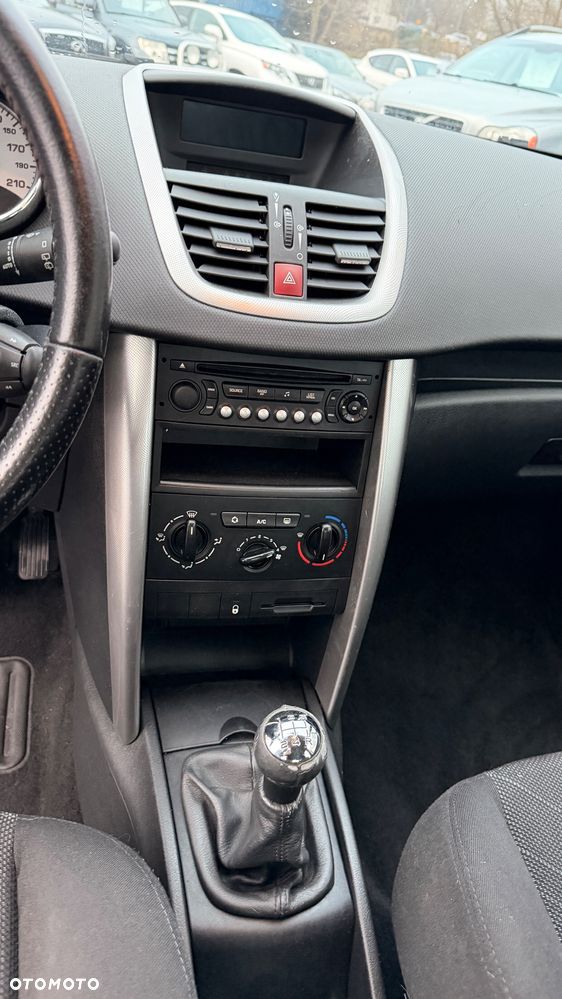 Peugeot 207 1.6 HDi - 8