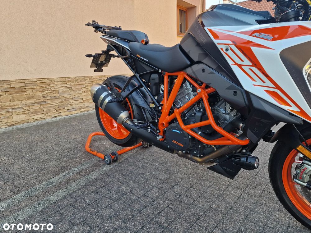 KTM Super Duke - 16