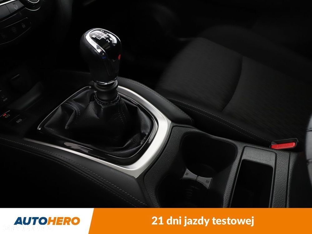 Nissan X-Trail 1.6 DIG-T N-Connecta 2WD - 25
