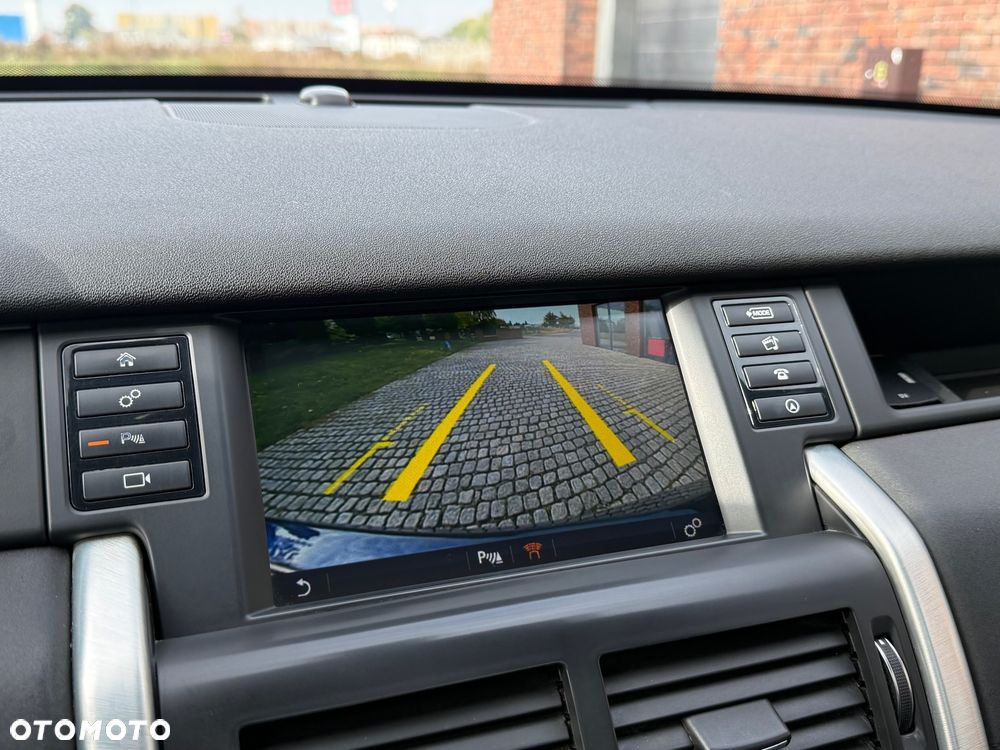 Land Rover Discovery Sport D150 FWD - 17