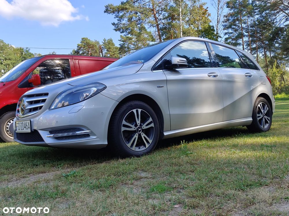 Mercedes-Benz Klasa B 200 7G-DCT Style - 28