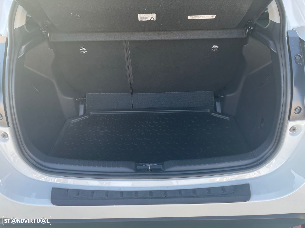 Toyota Yaris 1.5 HDF Exclusive - 10