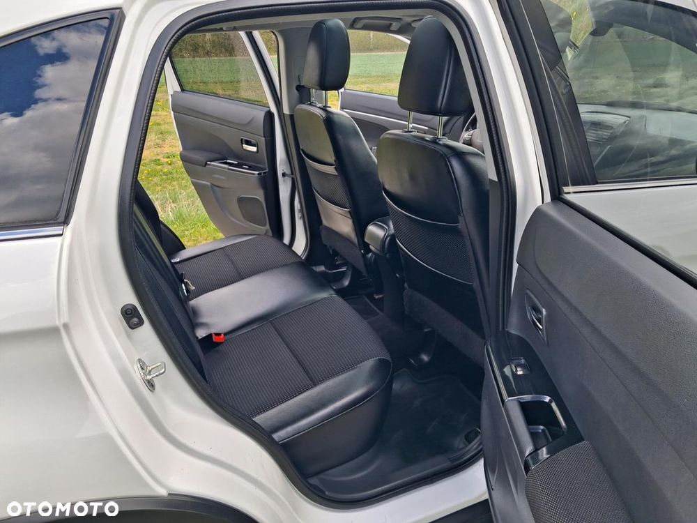 Peugeot 4008 - 27