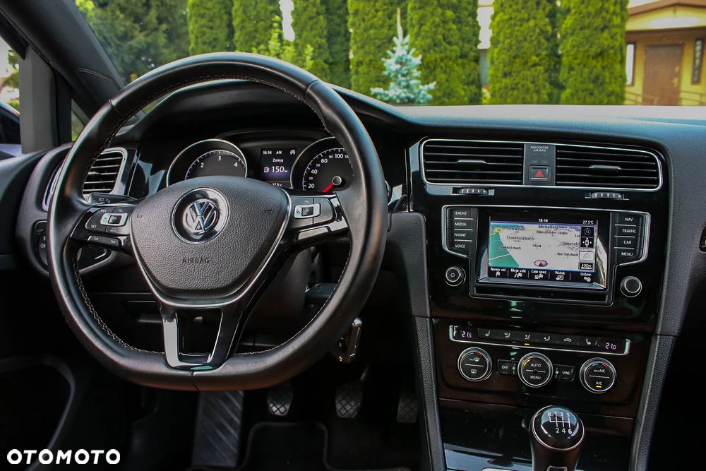 Volkswagen Golf 2.0 TDI BlueMotion Technology Highline - 25