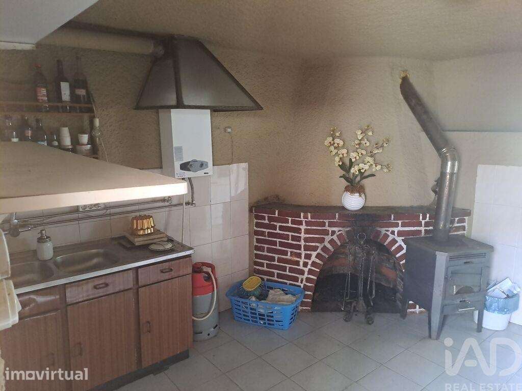 Moradia geminada T5 em Lousã e Vilarinho de 120 m2 - Grande imagem: 4/9
