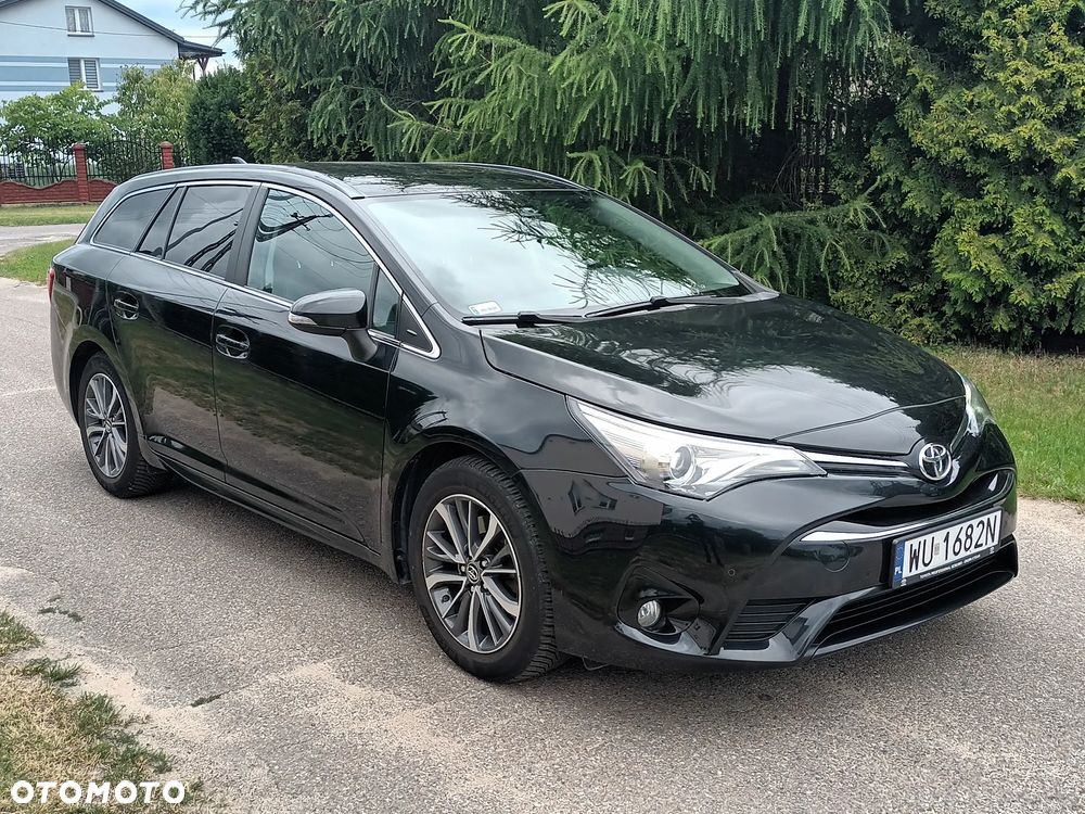 Toyota Avensis 2.0 D-4D Prestige - 1