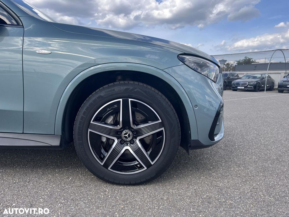 Mercedes-Benz GLC 300 e 4MATIC PHEV - 17