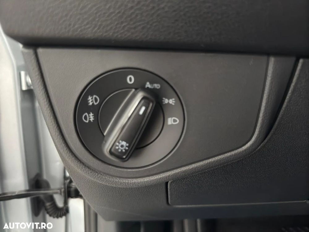 Volkswagen Taigo 1.0 TSI DSG Life - 9