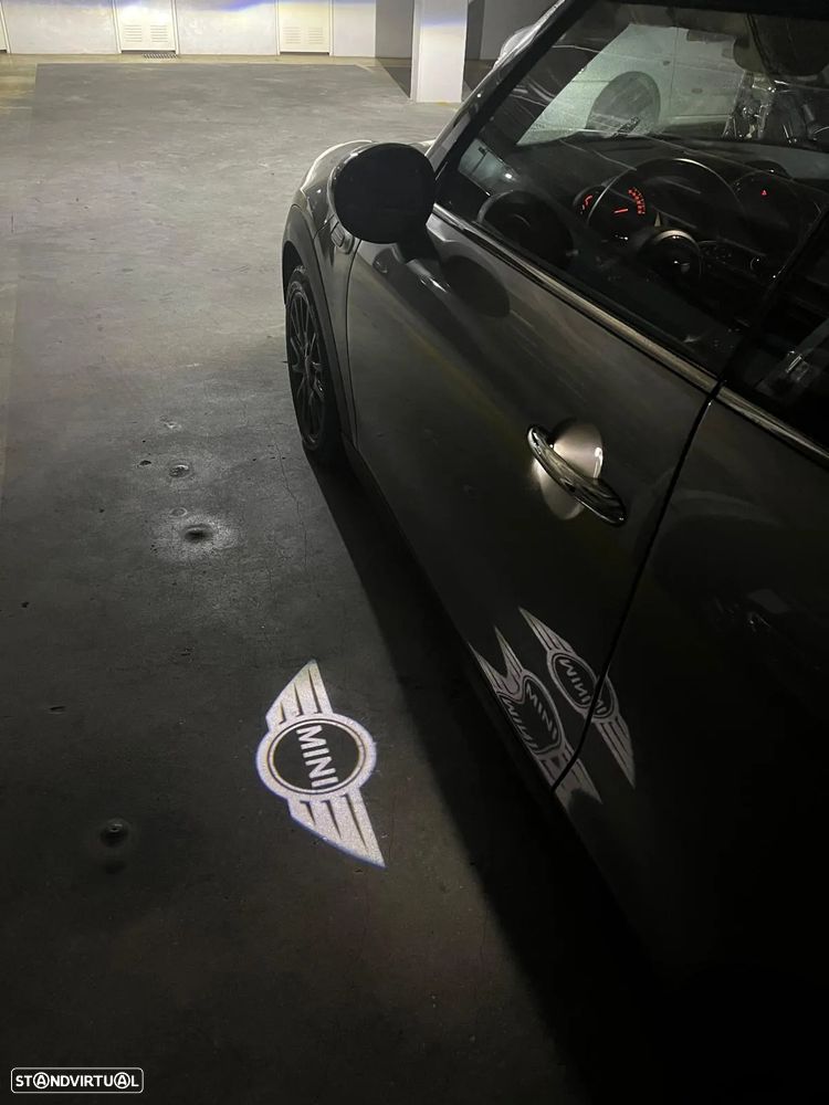 MINI Cabrio Cooper D - 8