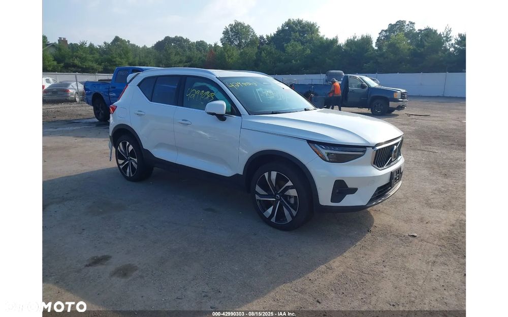 Volvo XC 40 B5 B AWD Ultimate Bright