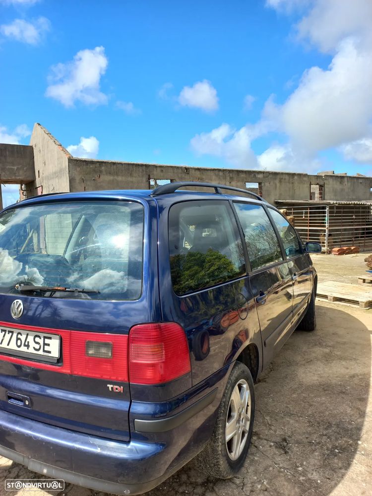 VW Sharan 1.9 TDi Confortline - 6
