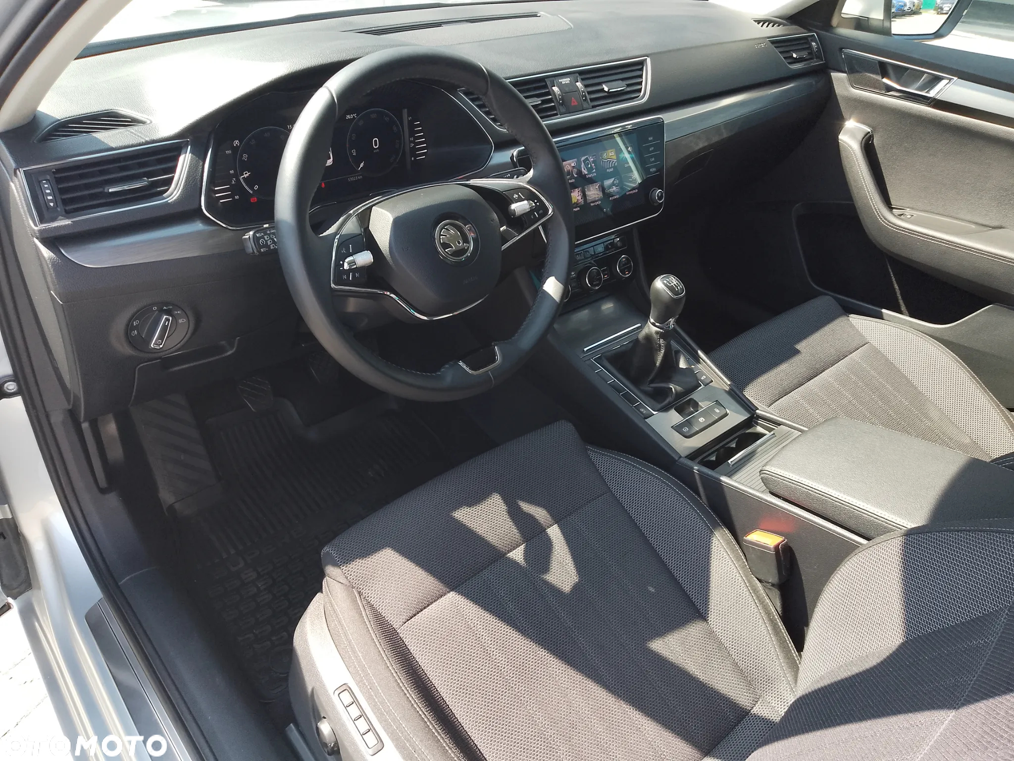 Skoda Superb 2.0 TDI SCR Style - 15