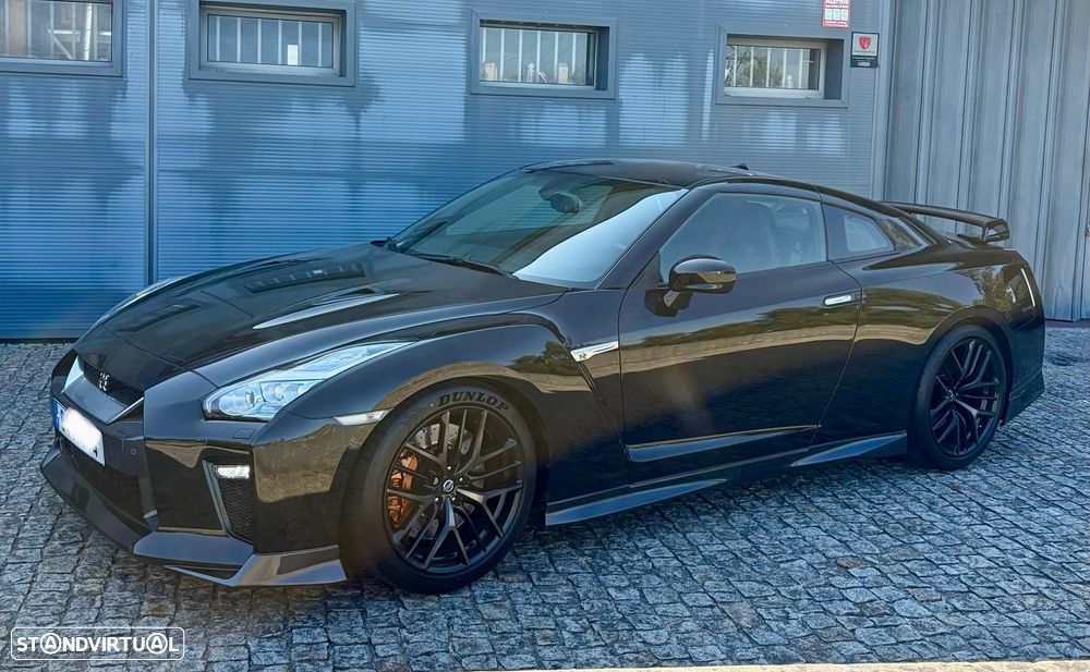 Nissan GT-R 3.8 V6 Black Edition - 2