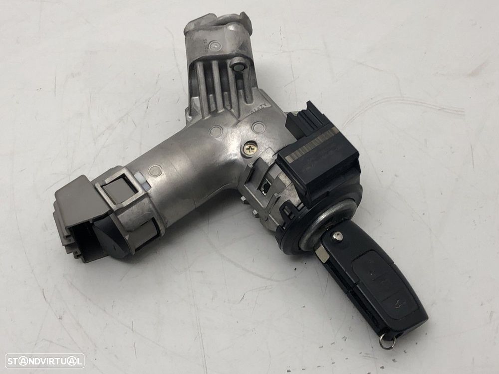 CANHÃO DE IGNICÃO Usado FORD FIESTA VI Van 1.4 TDCi | 01.09 REF. 9V21 3F880 EC - 2