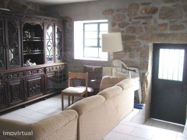 Moradia | Freixo De Numão | Vila Nova de Foz Coa - Grande imagem: 3/12