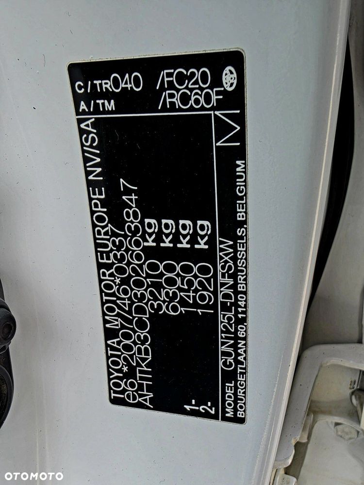 Toyota Hilux - 13