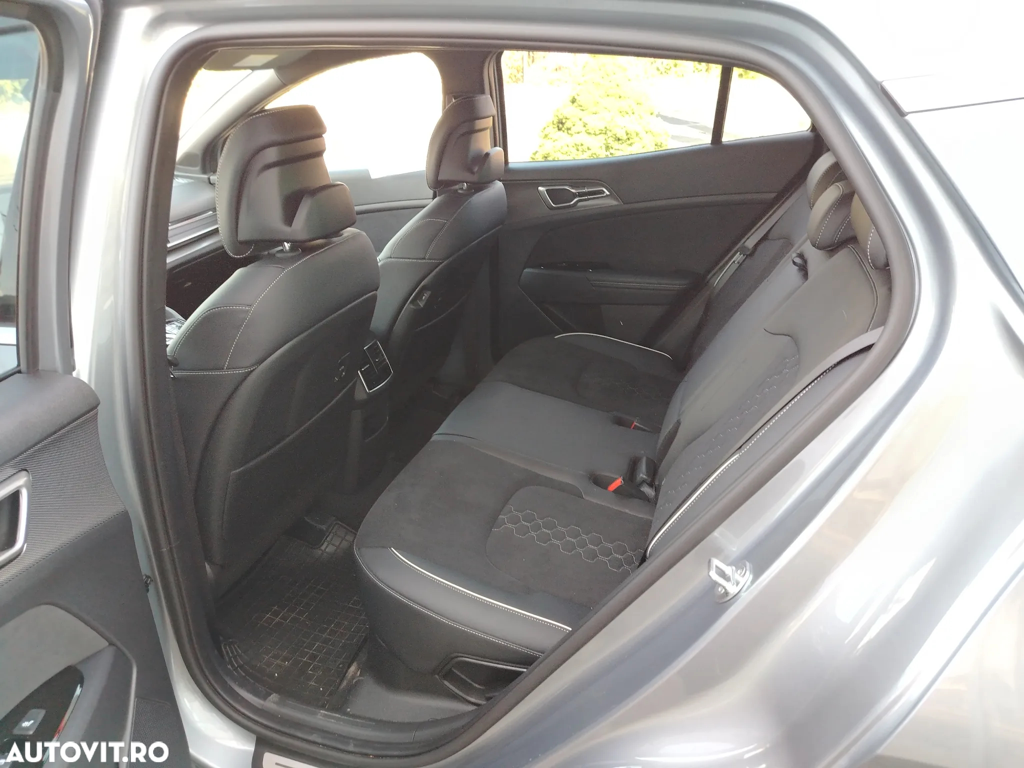 Kia Sportage 1.6T-GDI Hybrid AWD Aut. GT-Line - 27