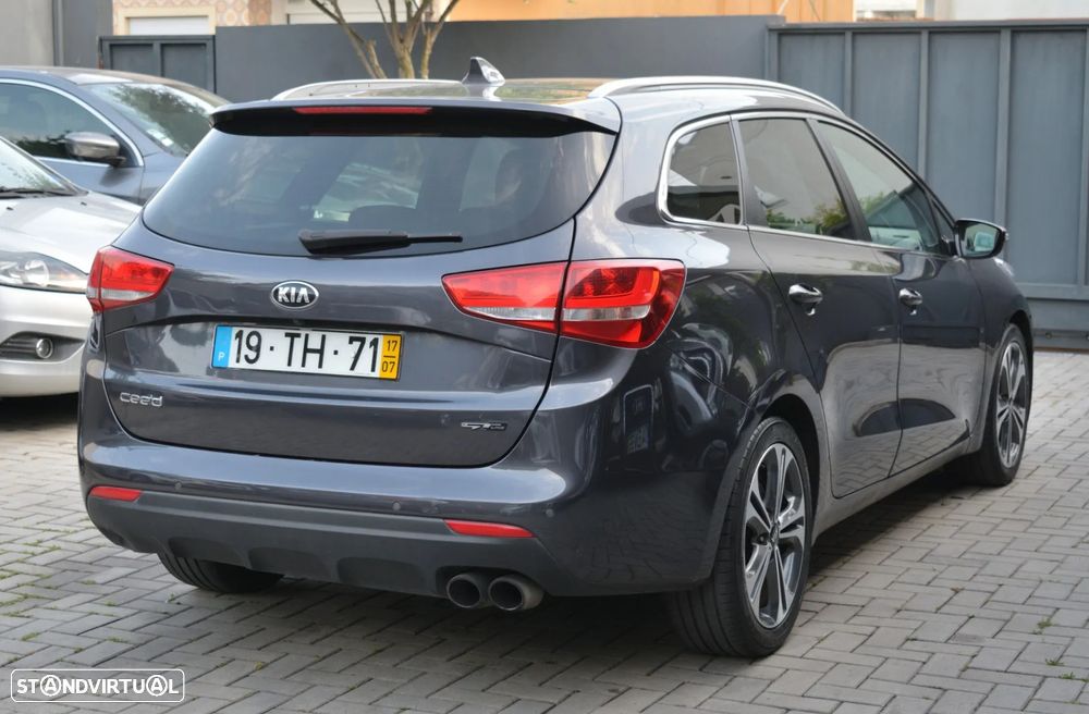 Kia Ceed SW 1.0 T-GDI GT Line - 10